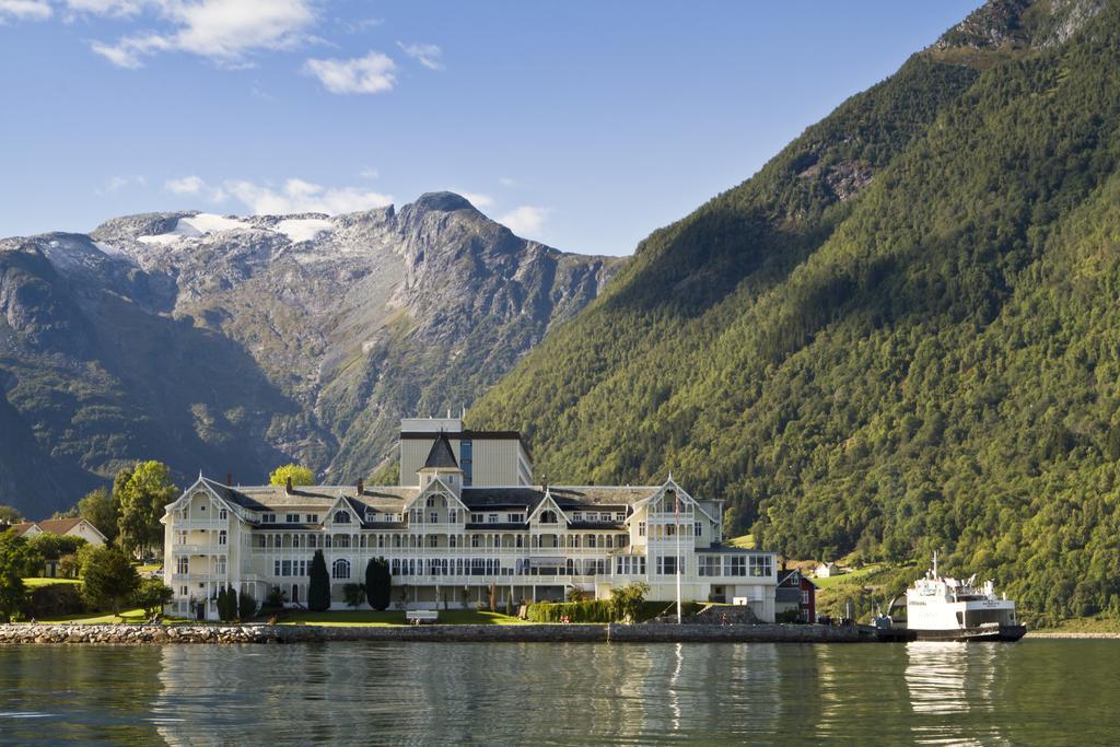 Kviknes Hotel Balestrand Exterior photo