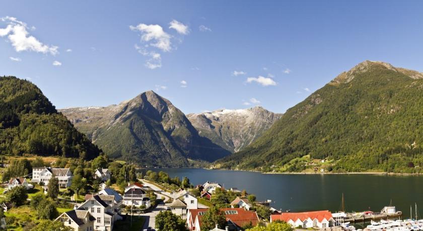 Kviknes Hotel Balestrand Exterior photo