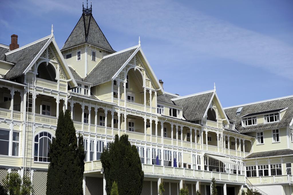 Kviknes Hotel Balestrand Exterior photo