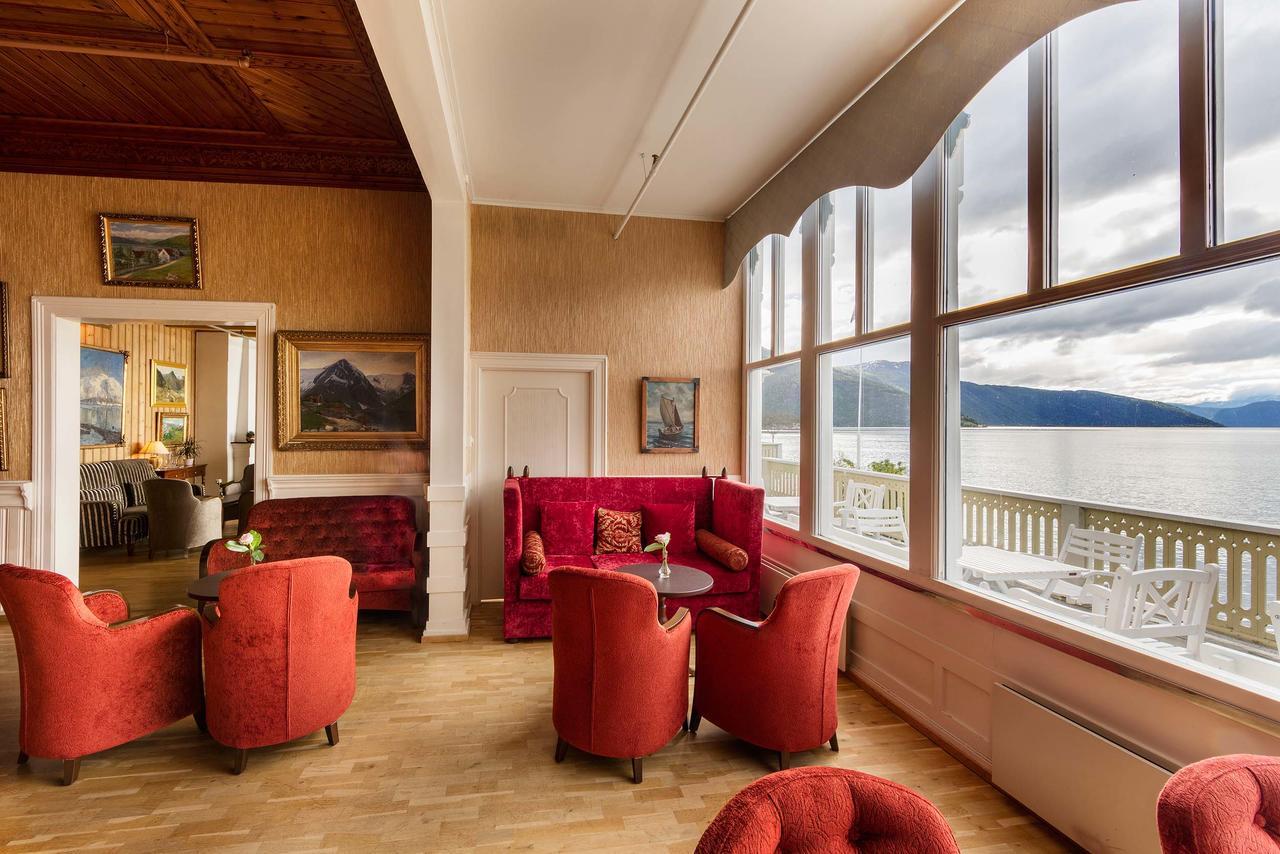 Kviknes Hotel Balestrand Exterior photo